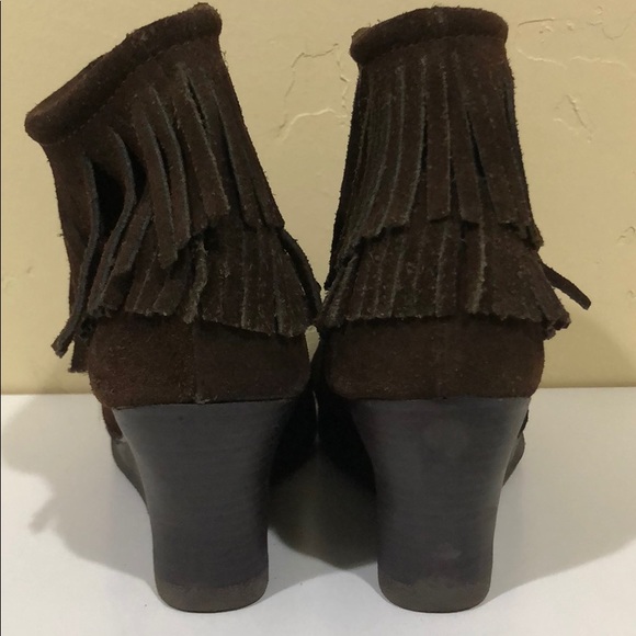 Fringe Suede Minnetonka Wedges - Picture 2 of 6